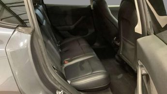 TESLA MODEL Y Model Y Long Range AWD 4WD 5dr