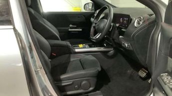 MERCEDES-BENZ EQA 250+ AMG LINE EXECUTIVE