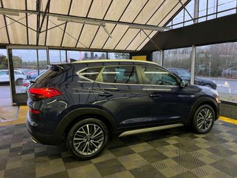 HYUNDAI TUCSON 1.6 Tucson Premium 48v MHEV CRDi 2WD Semi-Auto 5dr