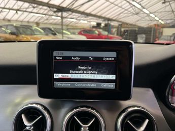 MERCEDES-BENZ GLA 2.1 GLA 220 AMG Line CDi 4Matic Auto 4WD 5dr