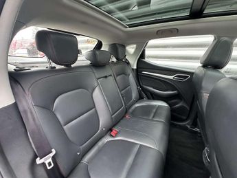 MG ZS MG ZS Trophy EV 5dr