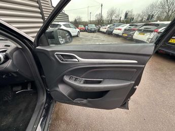 MG ZS MG ZS Trophy EV 5dr