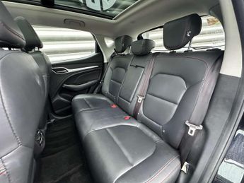 MG ZS MG ZS Trophy EV 5dr