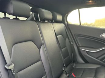 Mercedes-Benz GLA 2.1 GLA 200 Sport Premium+ D Auto 5dr