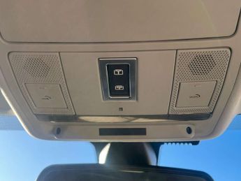 Land Rover RANGE ROVER EVOQUE 2.2 Range Rover Evoque Dynamic SD4 Auto 4WD 5dr