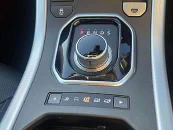 Land Rover RANGE ROVER EVOQUE 2.2 Range Rover Evoque Dynamic SD4 Auto 4WD 5dr