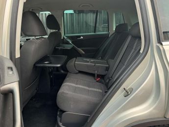 VOLKSWAGEN TIGUAN 2.0 Tiguan Sport TDI 4Motion 140 Auto 4WD 5dr