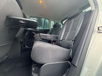 VOLKSWAGEN TIGUAN 2.0 Tiguan Sport TDI 4Motion 140 Auto 4WD 5dr