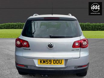 VOLKSWAGEN TIGUAN 2.0 Tiguan Sport TDI 4Motion 140 Auto 4WD 5dr