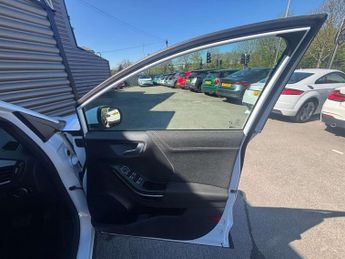 FORD PUMA 1.0 Puma Titanium MHEV Auto 5dr