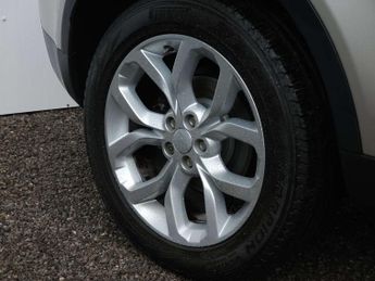 LAND ROVER DISCOVERY SPORT 2.0 Discovery Sport HSE TD4 Auto 4WD 5dr