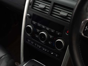 LAND ROVER DISCOVERY SPORT 2.0 Discovery Sport SE Tech TD4 Auto 4WD 5dr