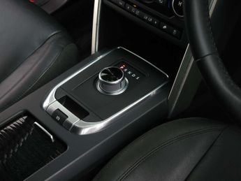 LAND ROVER DISCOVERY SPORT 2.0 Discovery Sport SE Tech TD4 Auto 4WD 5dr