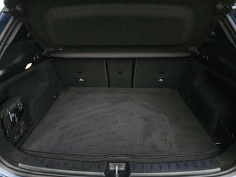 MERCEDES-BENZ EQA EQA 250 AMG Line 5dr