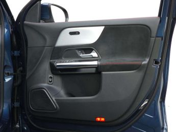 MERCEDES-BENZ EQA EQA 250 AMG Line 5dr