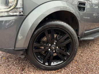 LAND ROVER DISCOVERY 3.0 Discovery Luxury HSE SDV6 Auto 4WD 5dr