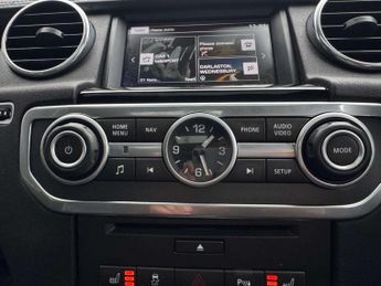 LAND ROVER DISCOVERY 3.0 Discovery Luxury HSE SDV6 Auto 4WD 5dr