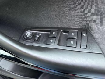 VAUXHALL ASTRA 1.4 Astra SRi S/S Auto 5dr