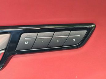 LAND ROVER RANGE ROVER EVOQUE 2.0 Range Rover Evoque HSE Dynamic TD4 Auto 4WD 5dr