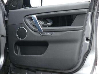 LAND ROVER DISCOVERY SPORT 2.0 Discovery Sport SE D Auto 4WD 5dr