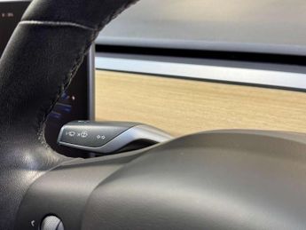 TESLA MODEL 3 Model 3 Performance AWD 4WD 4dr