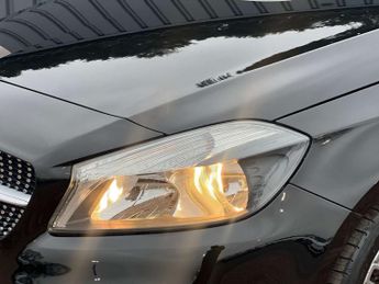 Mercedes-Benz A-CLASS 1.5 A 180 D AMG Line Auto 5dr