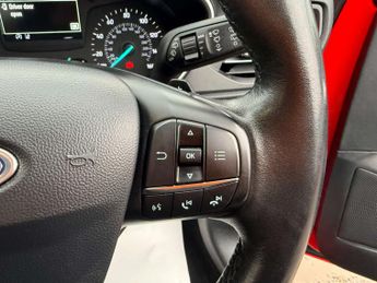 Ford Focus 1.5 Focus Zetec TDCI Auto 5dr