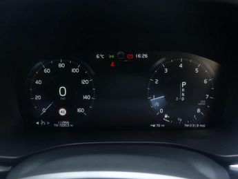 VOLVO XC60 2.0 XC60 Momentum T5 AWD Auto 4WD 5dr