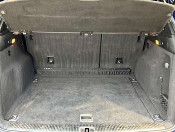 AUDI Q5 2.0 Q5 S Line+ TDI Quattro Auto 4WD 5dr