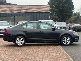 SKODA OCTAVIA 1.0 Octavia SE TSi Semi-Auto 5dr