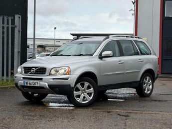 VOLVO XC90 2.4 D5 SE SUV 5dr Diesel Geartronic AWD (219 g/km, 200 bhp)