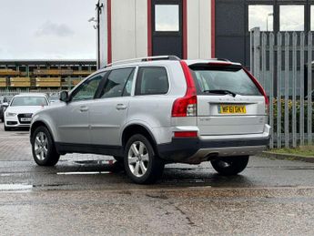 VOLVO XC90 2.4 D5 SE SUV 5dr Diesel Geartronic AWD (219 g/km, 200 bhp)