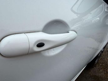 RENAULT ZOE Zoe i Dynamique Nav ZE40 Auto 5dr