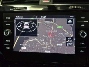 Volkswagen GOLF 2.0 Golf R TSi Semi-Auto 4WD 5dr