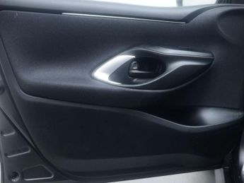TOYOTA YARIS 1.5 Yaris Icon HEV CVT 5dr