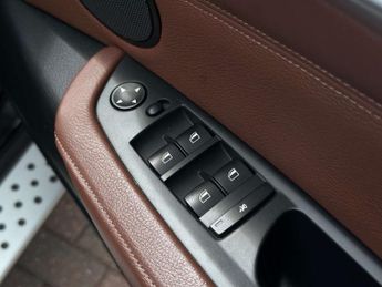 BMW X5 4.4 X5 xDrive 50i SE Auto 4WD 5dr