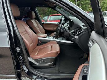 BMW X5 4.4 X5 xDrive 50i SE Auto 4WD 5dr