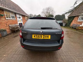SKODA OCTAVIA 2.0 Octavia SE L TDI Semi-Auto 5dr