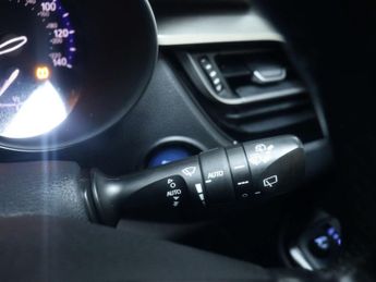 TOYOTA C-HR 1.8 C-HR Excel HEV CVT 5dr