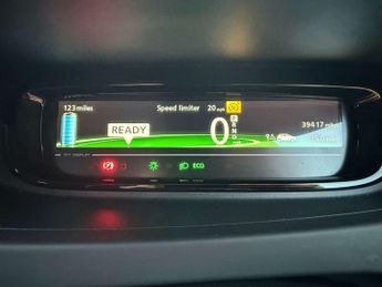 Renault ZOE Zoe Dynamique Nav ZE 40 Auto 5dr