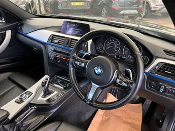 BMW 3 SERIES 3.0 330d M Sport Auto 4dr