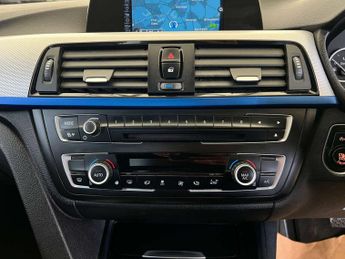 BMW 3 SERIES 3.0 330d M Sport Auto 4dr