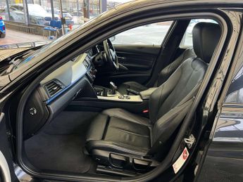 BMW 3 SERIES 3.0 330d M Sport Auto 4dr