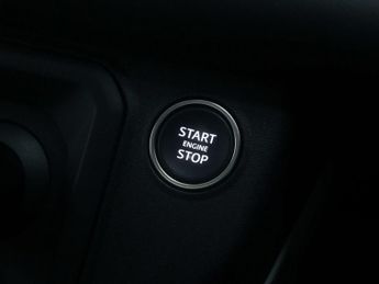 LAND ROVER DEFENDER 3.0 Defender X-Dynamic HSE D MHEV A 4WD 5dr