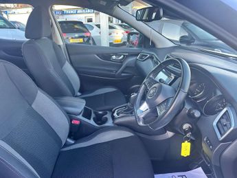 NISSAN QASHQAI 1.3 Qashqai Acenta Premium DiG-T Semi-Auto 5dr