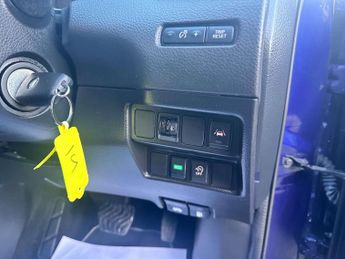 NISSAN QASHQAI 1.3 Qashqai Acenta Premium DiG-T Semi-Auto 5dr