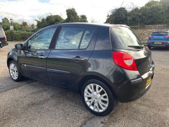 RENAULT CLIO 1.1 Clio Dynamique 16v 5dr