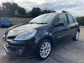 RENAULT CLIO 1.1 Clio Dynamique 16v 5dr