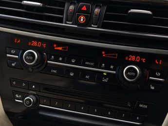 BMW X5 3.0 X5 M50D Auto 4WD 5dr