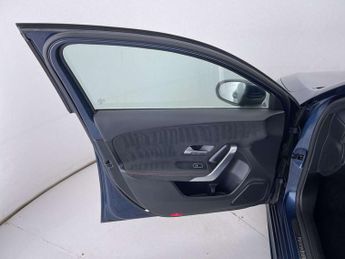 MERCEDES-BENZ A-CLASS 1.3 A 200 AMG Line Auto 5dr